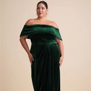 Lulu's Strapless Dark Green Velvet Dress